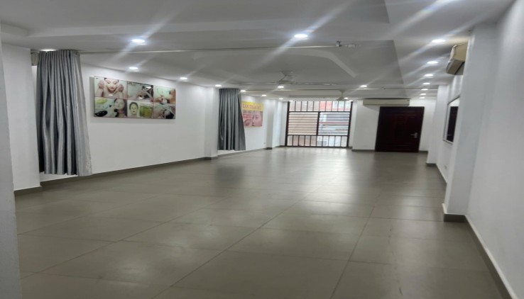 Cho thuê Ở NHÓM, HỘ GĐ nhà nguyên căn 94 Hoàng Mai,  40m2 x 4 tầng, 2 ngủ khép kín, 9 Triệu